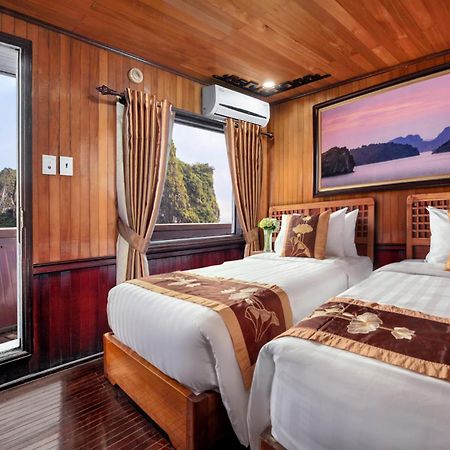 Cozy Bay Classic Cruise Ha Long Exterior foto